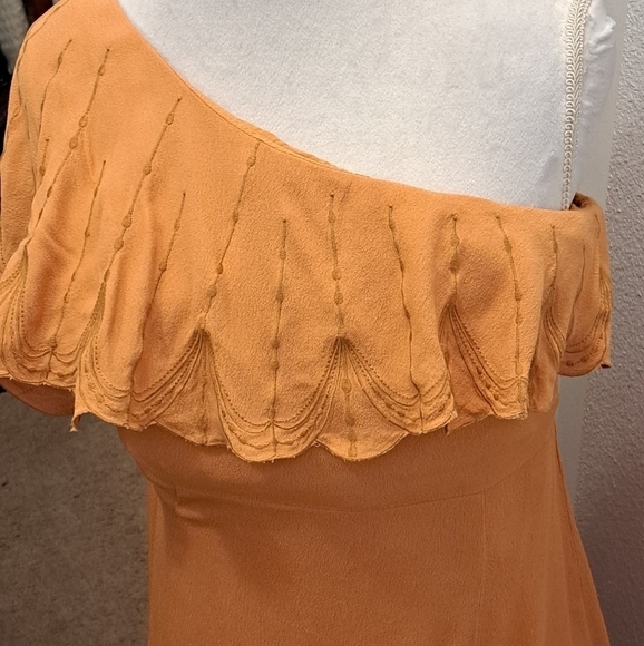 Honey Belle Mustard One Shoulder With Ruffled Sleeve Maxi Dress  Size L - Picture 2 of 7